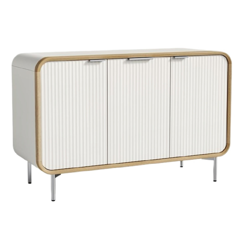Moderne wit en houtlook opbergkast met ribbelmotief en metalen poten